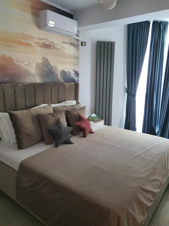 Ema Luxury Apartment Năvodari Esterno foto